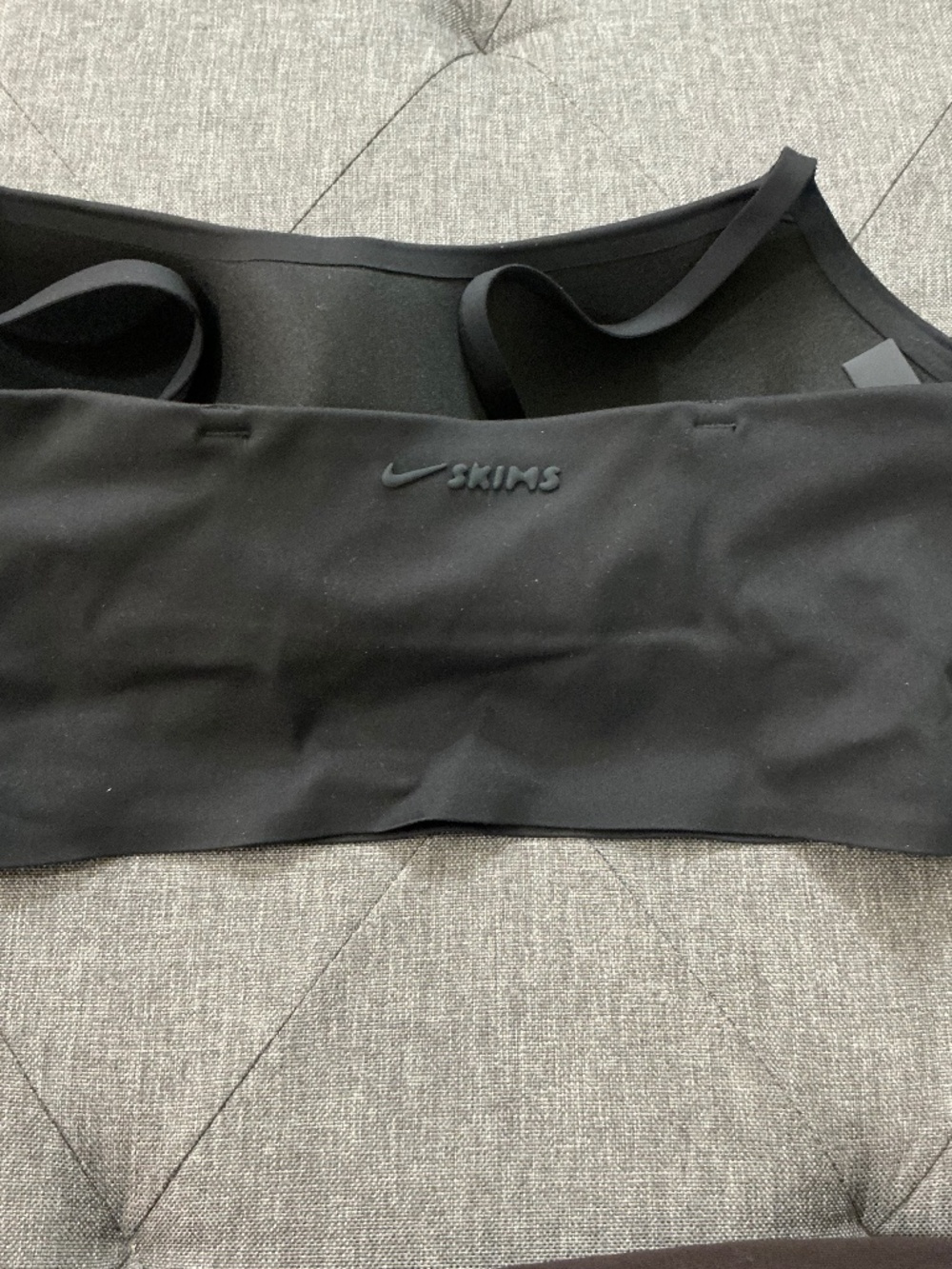 SKIMS Black Seamless Sculpt Bralette Wireless Bra Size M